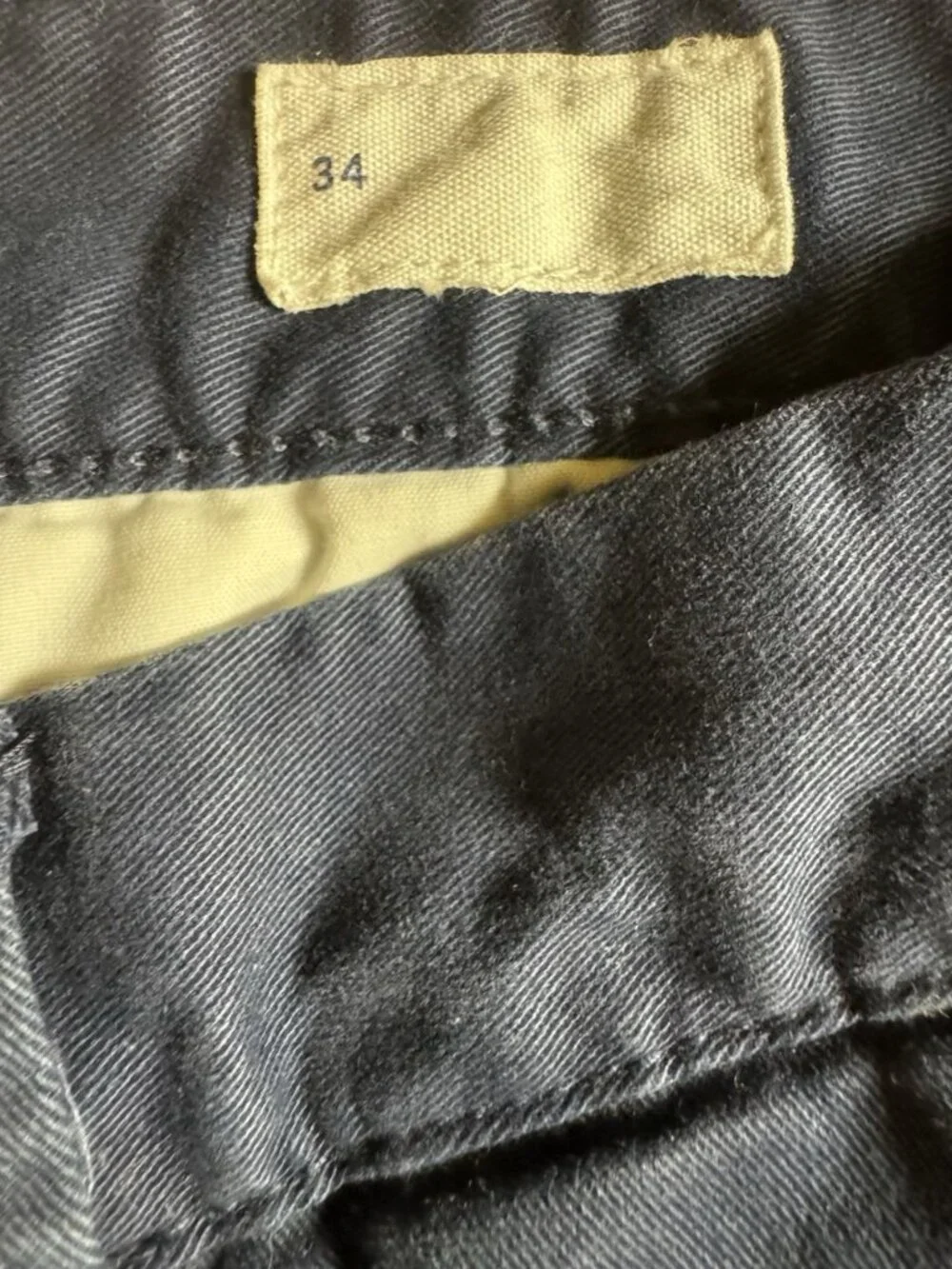 Gap Men’s Navy Chino Shorts Size 34 Stretch Cotton Flat Front 9” Inseam